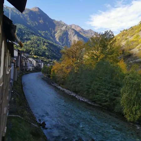Apartment Au Bord De La Riviere
