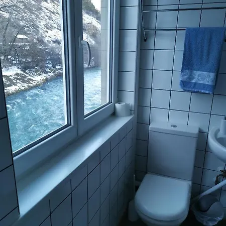 Au Bord De La Riviere Appartement