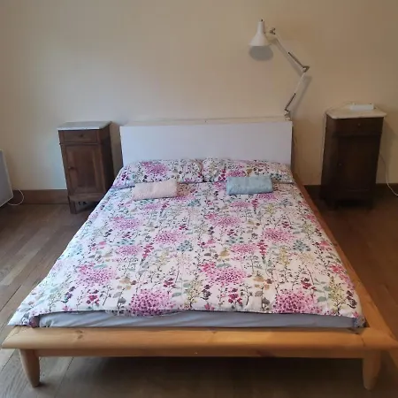 Au Bord De La Riviere Apartment